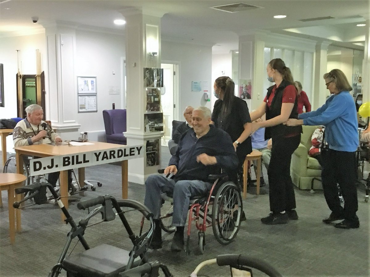 BlueCross tweet media