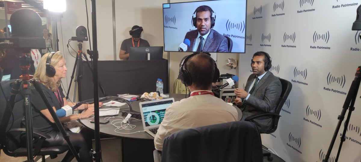 🎙Abhishek Jha, président de #GreenmanArth, au micro de <a href="/RadioPatrimoine/">RadioPatrimoine</a> lors du salon <a href="/PatrimoniaLyon/">Patrimonia</a>, pour parler de <a href="/GMAEssentialis/">GMA Essentialis</a>. 
Une vidéo à découvrir prochainement...
🗓️Venez nous rendre visite au stand K05, nous vous attendons nombreux !👥
#patrimonia2022 #scpi