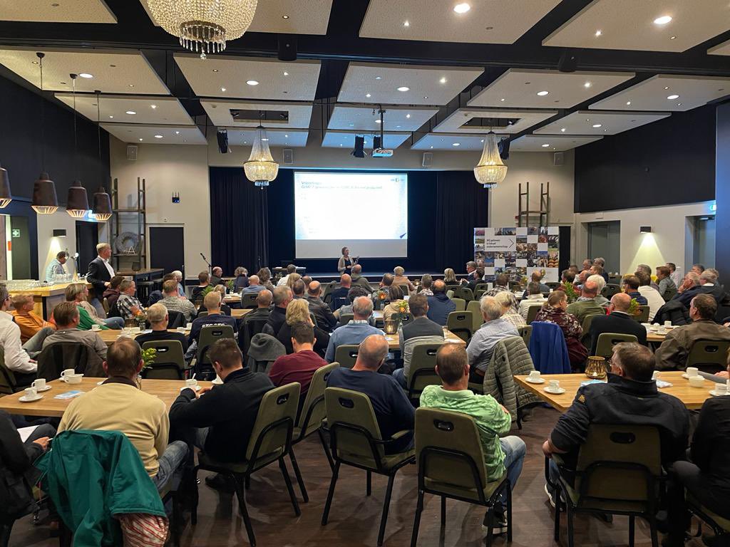 Agrarische avond in de <a href="/Essenburcht/">Kulturhus KWB</a> van <a href="/AlfaAccountants/">Alfa Accountants en Adviseurs</a> Barneveld over bedrijfskundige en fiscale actualiteiten. Mooi zoveel gasten te mogen ontvangen #kennisdelen