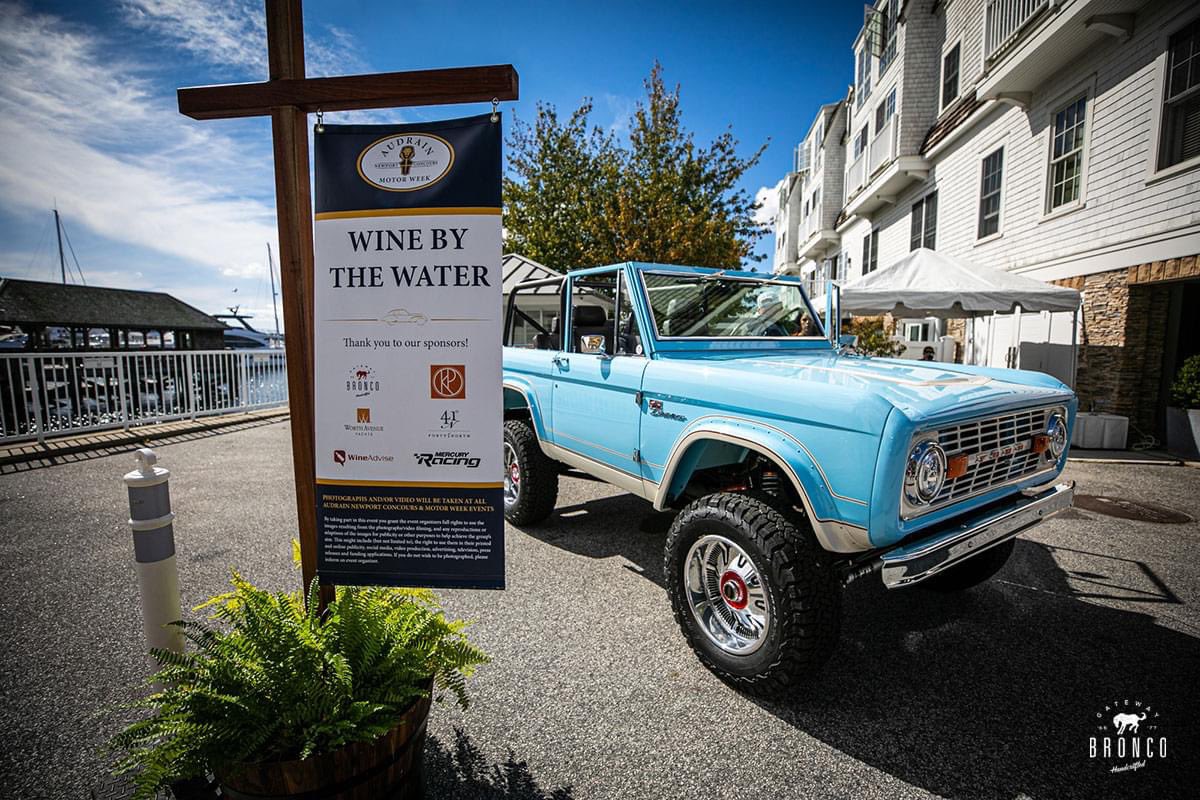 GatewayBronco's tweet photo. What a fantastic start to Motor Week with Wine by the Water at the Newport waterfront. It was such a pleasure to meet and talk custom vintage Broncos with car enthusiasts from around the globe with our friends at @SpecialOpsTF.
#gatewaybronco #ACMW #ACMW2022 #audrainconcours https://t.co/fihKvEog07