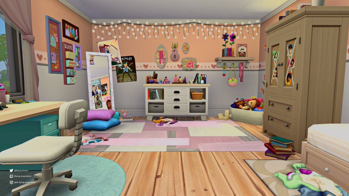 Flying_Broom's tweet photo. A messy, girly, pre-teen/kids' bedroom! Takes me back to my time as a pre-teen. Especially the boyband posters..  • #ShowUsYourBuild  #sims4roombuild #sims4 #TS4 #thesims #thesims4 #sims4room #nocc • 
@TheSims@SimsCreatorsCom@TheSimmersSquad https://t.co/Z1lKqPv8dN