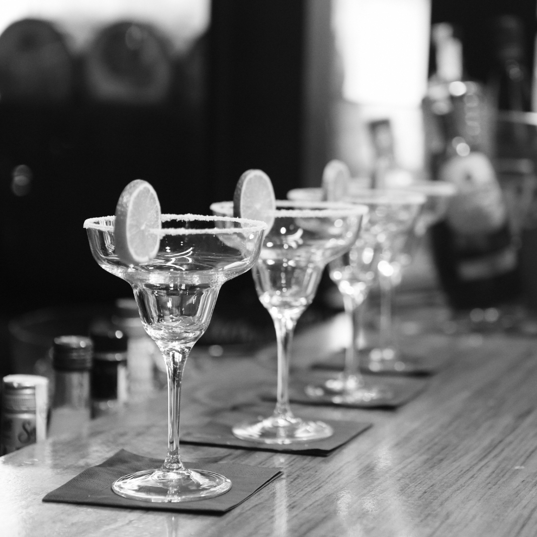 PROBAR_Products's tweet photo. Il Margarita necessita del suo bicchiere dedicato, li hai già acquistati?

The Margarita needs its own glass, have you already bought them?

#probar #margarita #coppamargarita #attrezzaturabarman #cocktailbar #glass https://t.co/pdy1mhUZRg
