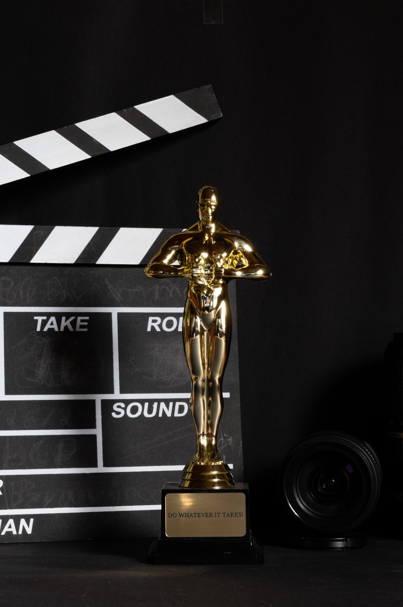 On September 24, 2022, the Russian Film Festival gave Chandan Sen the best actor award for Manikbabur Megh. Read the full story. 

businessupside.in/actor-chandan-…

#BestActoraward #ChandanSen  #filmfestival #awardshow