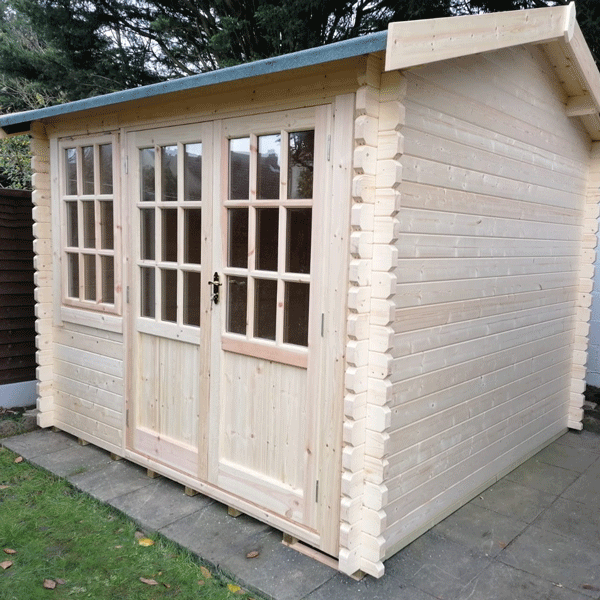 lemonfencing's tweet photo. Woodlands cabin offer extended! 10% off the building price until 31st October! Big savings! 28mm and 44mm building options available and a multitude of sizes and designs to choose from! Finance is available on orders over £1000 too! #Lemonfencing #Cabins #Sale #Southend https://t.co/IiXNqdutxO