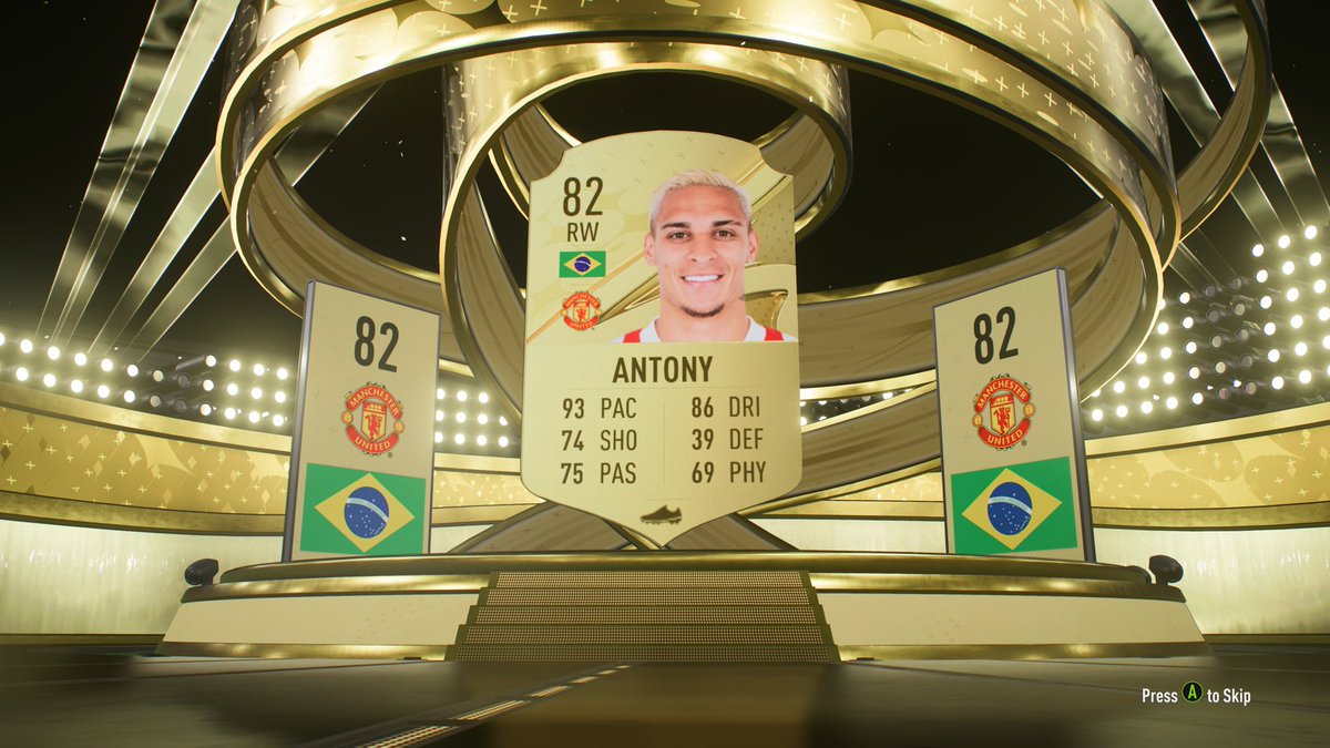DestineyTyler's tweet photo. I pulled all 4 players last night from opening packs on #FIFA23 https://t.co/dwcWtoGt7X