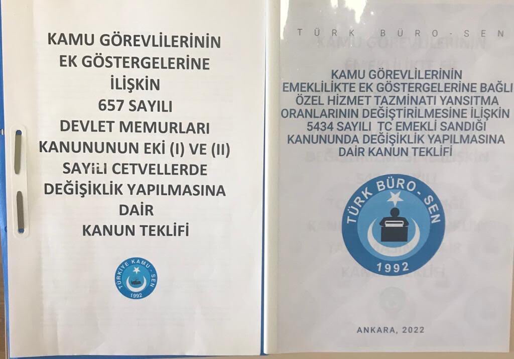 7️⃣ Diğer hizmet gruplarından emekli olmuş lise mezunu memur emeklilere de yapılmasını talep ediyoruz.