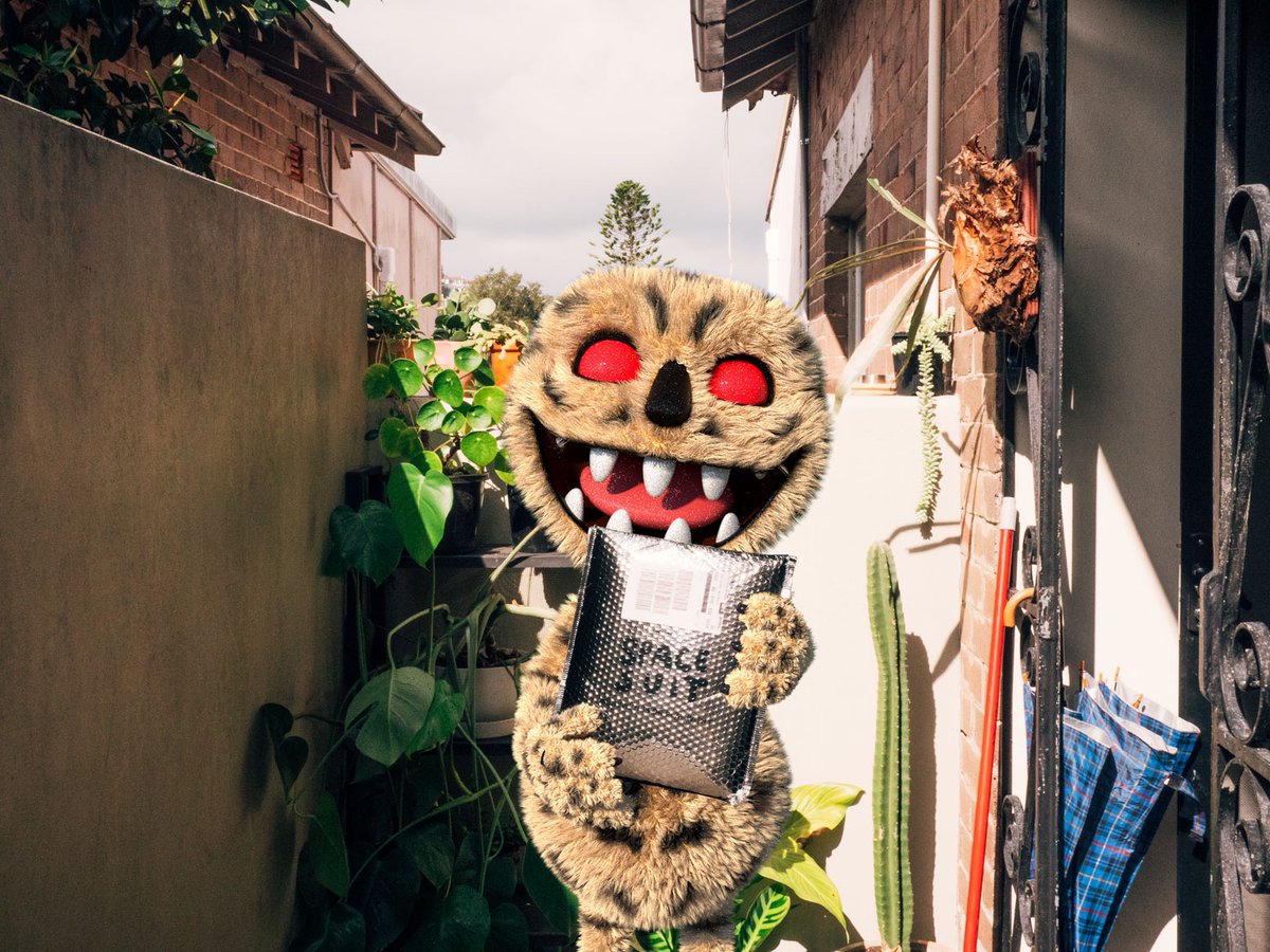 Were happy to see the space suits arrive all over Earth❤️

This one just arrived at Nicolaj and his imaginary Friends home in australia 😍❤️