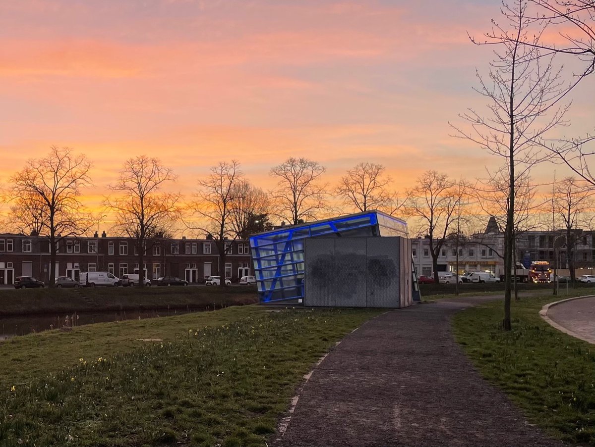 breda's tweet photo. Wist je dat dit bijzondere gebouw aan de #Nassausingel een gemaal is? Gemaal Bosschebrug is een van de hoofdgemalen van de stad. Al het rioolwater van #Brabantpark, #Heusdenhout, andere oostelijke gebieden en #Dorst stroomt hierlangs. https://t.co/ioRS05ivyu