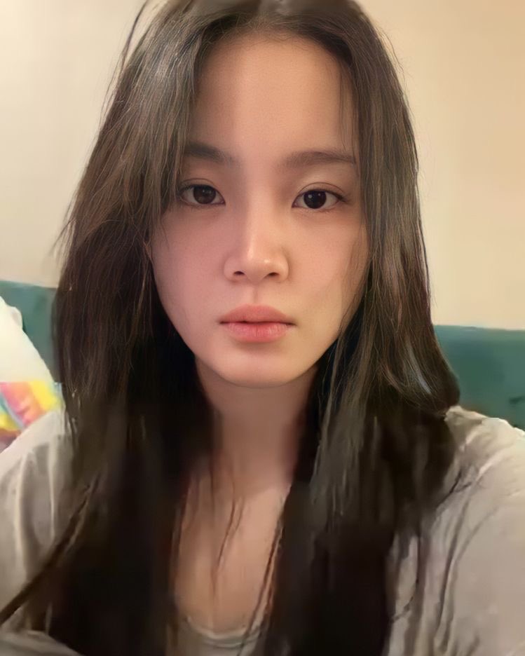 firetruckck's tweet photo. @LittleM01860218 #LEEHI #4ONLY #ALBUM https://t.co/NebCmPP8yC