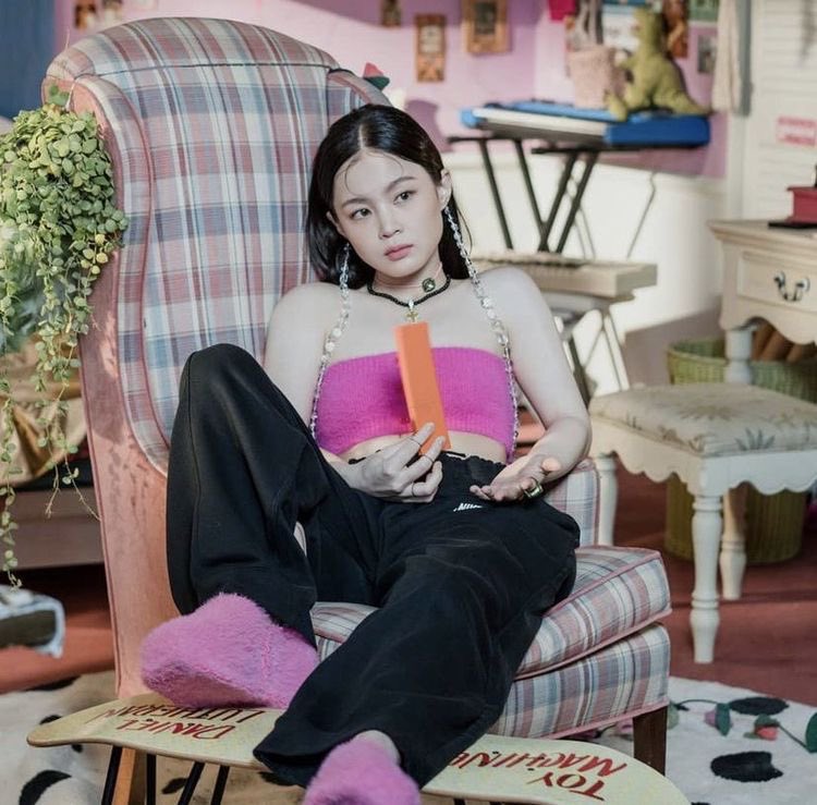 firetruckck's tweet photo. @LittleM01860218 #LEEHI #4ONLY #ALBUM https://t.co/NebCmPP8yC
