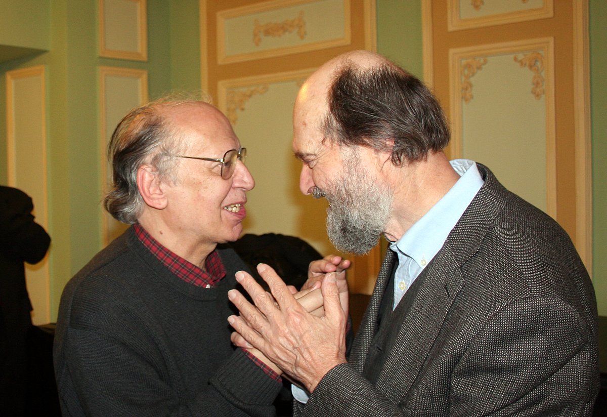 Valentyn Sylvestrov 85! “Dear Valya, we are with you with all our hearts on this beautiful day! We wish you and your family courage and inspiration!” Arvo and Nora Pärt.
Read more 👉 bit.ly/3rk2xbC
#sylvestrov85 #pärt