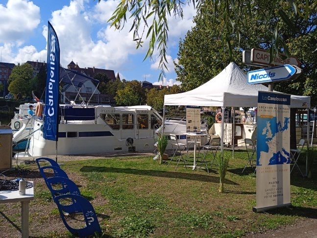 lescanalous's tweet photo. Nous sommes en place au salon Saverne #Fluvestre au , le salon européen du fluvial et des mobilités.
Retrouvez sur place Anthony qui vous accueillera, avec notre bateau fluvial Tarpon 32 à visiter.

N'hésitez pas à passer au @PortdeSaverne https://t.co/WxkNsj1Qnw