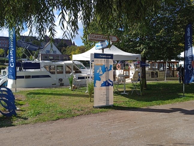 lescanalous's tweet photo. Nous sommes en place au salon Saverne #Fluvestre au , le salon européen du fluvial et des mobilités.
Retrouvez sur place Anthony qui vous accueillera, avec notre bateau fluvial Tarpon 32 à visiter.

N'hésitez pas à passer au @PortdeSaverne https://t.co/WxkNsj1Qnw
