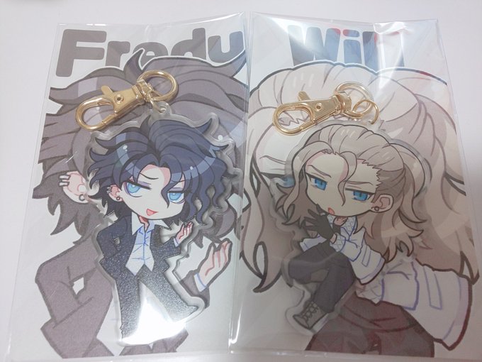 そういやアクキー色々届いてた!
ロラメアはフチなしカットでアクリルそのものの色を髪色に活かしてるんだけどこの色はかなりぴったりかもしれない……
印刷はYousei印刷さん( @yousei_info )にお願いしました
対応とても丁寧にして頂き感謝……!! 