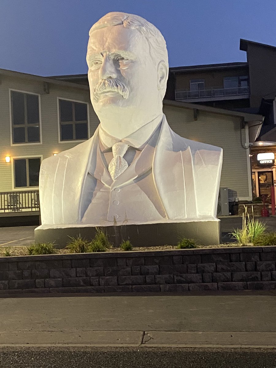 ComOptDarcy's tweet photo. Teddy Roosevelt welcomes Community Options to Watford City. #alwaysgrowing #mentalhealth @ComOptTrina @ComOptShannon @ComOptND https://t.co/TISwnso9lO