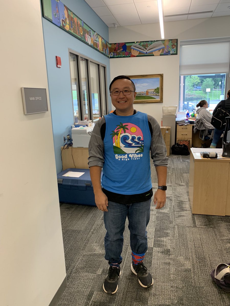 Theme day at Hastings!! Mismatch day!

Everyone said I had a great outfit for Mismatch day… I didn’t know it was Mismatch day…
<a href="/lexingtonsuper/">Dr. Julie Hackett</a> <a href="/SchoolHastings/">Maria Hastings School</a>