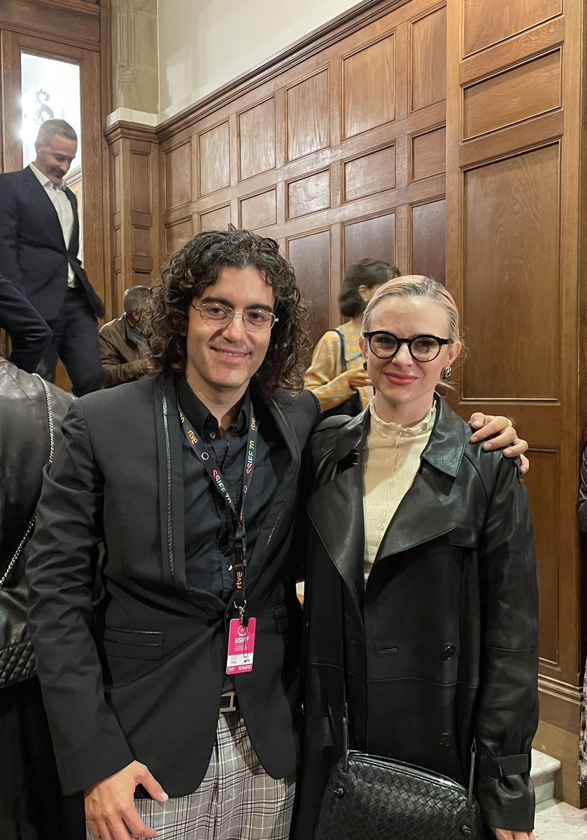 También el Jurado Signis otorgó una MENCIÓN ESPECIAL a la película “RUNNER”, de la directora Marian Mathias. Una estupenda, pausada y muy artística Ópera Prima de la Sección oficial del <a href="/sansebastianfes/">Donostia Zinemaldia - Festival de San Sebastián</a> 

#Signis #Runner #MarianMathia 
😊🎬 #LluviaEsperanza