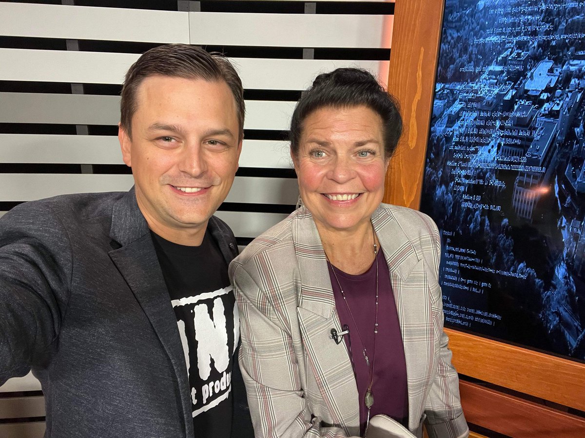 Jeannine Taylor tweet media