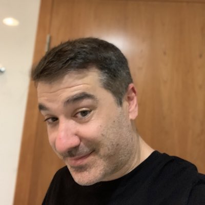 flaviosequeira's tweet photo. #NovaFotoDePerfil https://t.co/riAetnZyCu