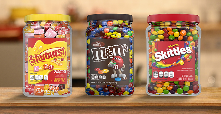 packagingdigest's tweet photo. A collaboration between Mars and Berry Global Group led to the relaunch of the candy brand’s popular pantry-sized treats in light-weighted #PETjars now molded with 15% post-consumer resin. https://t.co/q8bmMnI0On

#PCR #candy #resin https://t.co/Be8AXp1auH