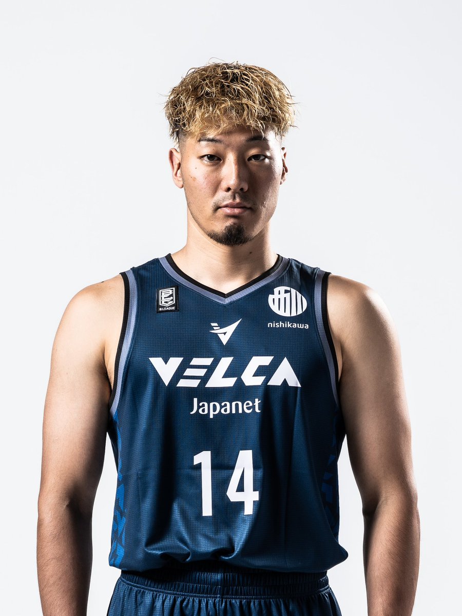 n_velca's tweet photo. 長崎ヴェルカは、2022-23シーズンのキャプテンに #高比良寛治 選手が就任いたしましたので、お知らせいたします。
コメントはこちら👇
https://t.co/HdH9AWdlTR

#velca #長崎ヴェルカ https://t.co/mPxFoMNtLv