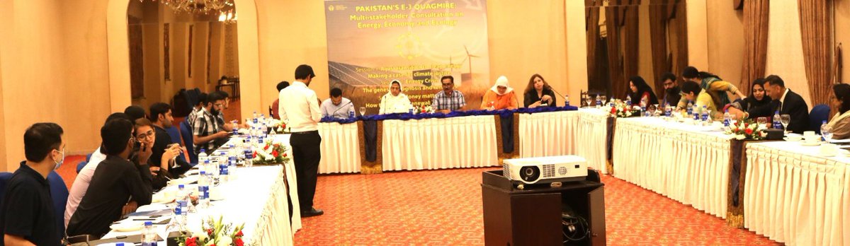 ACJCE_Pakistan's tweet photo. #ACJCE held a multi-stakeholder dialogue in the wake of recent climate change-induced floods with a focus on three main areas - energy, ecology & economy. Participants & panelists included lawmakers, private sector experts, researchers from policy think tanks govt officials. https://t.co/8ZqJ9eAxYl