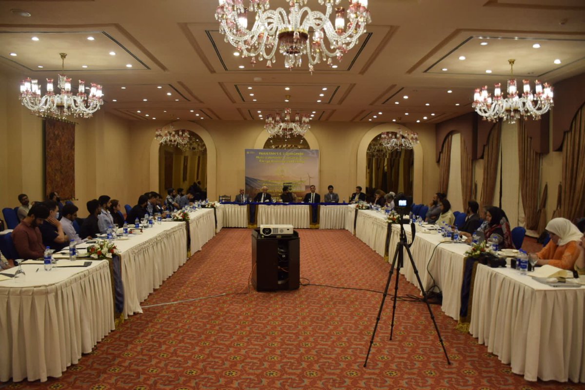 ACJCE_Pakistan's tweet photo. #ACJCE held a multi-stakeholder dialogue in the wake of recent climate change-induced floods with a focus on three main areas - energy, ecology & economy. Participants & panelists included lawmakers, private sector experts, researchers from policy think tanks govt officials. https://t.co/8ZqJ9eAxYl
