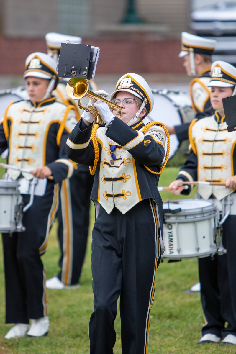 jag_drumline's tweet photo. @jag_drumline killed it at the #buckeyeblock ! ps. sorry for being almost an entire week late. jag drum lines been busy 😈 #jagdrumline @jagstudentmedia #gogmen #belikemikemoser https://t.co/l5vGsJc9Jb