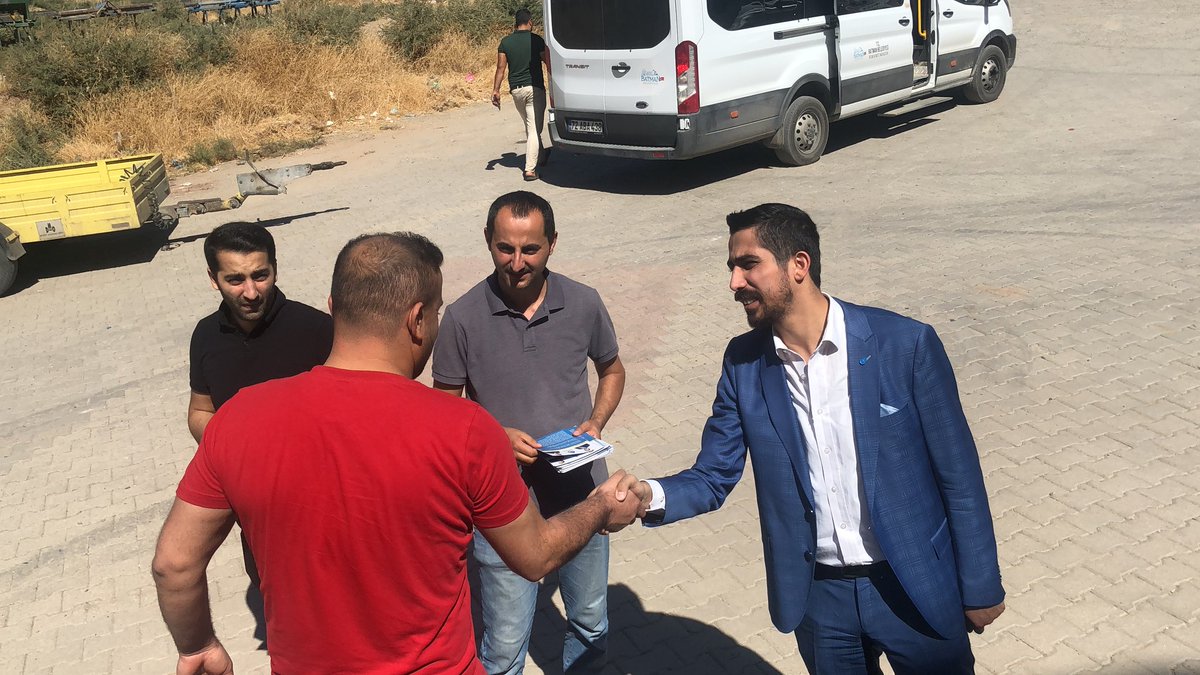 batmandadeva's tweet photo. İl Başkanımız Melik Müjdeci ve parti heyetimiz geleneksel hale gelen "Cuma Buluşmaları" programında bu hafta merkeze bağlı Diktepe Köyü'nde vatandaşlarımızla bir araya geldi. 

💧🌱 https://t.co/LJA6HEudwR