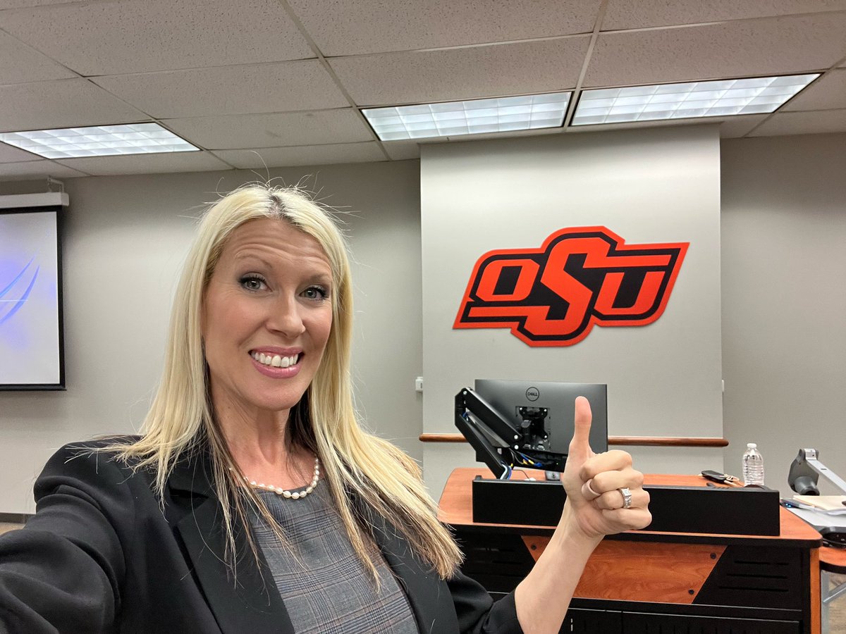 About to give my 2nd #corporatewellness talk to the OSU staff here in Tulsa, OK!

✅#reducestress 
✅ #destructivehabits
✅ #burnoutprevention
✅ #resilience