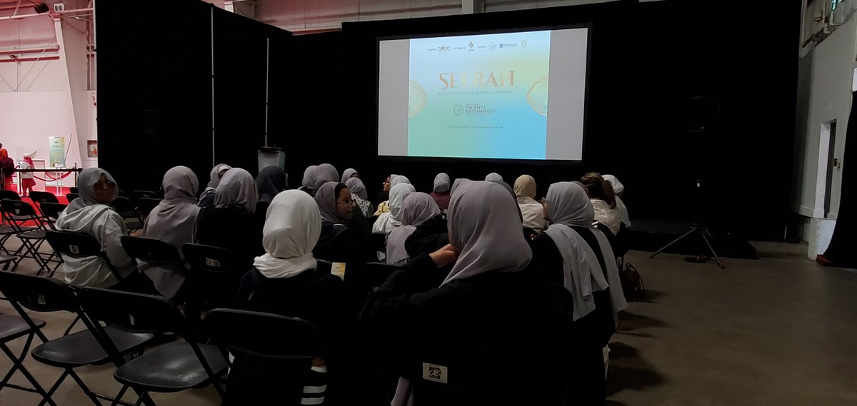 isnaelementary's tweet photo. Our Grade 8s had an amazing experience at the #Seerahexhibit and enjoyed the Hijrah Virtual Reality tour!
#Seerah #SeerahExhibit #ProphetMuhammad #IES #ISNAElementarySchool #ISNASchools https://t.co/MeBrBIQRmt