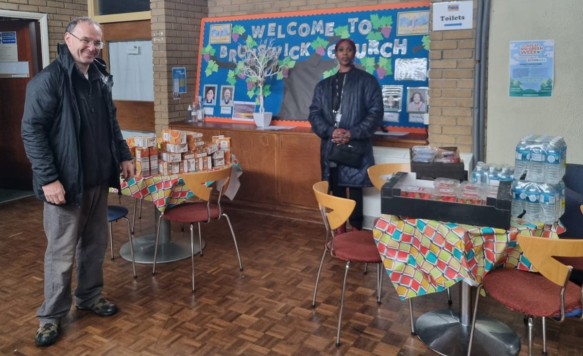 TaraHorner6's tweet photo. Lots of lovely fresh fruit 🍍🍉delivered by our Senior Housing Officer Charmaine, ready for the Ardwick Climate Action Day this weekend @brunswickmcr @MCCArdwick #greatbiggreenweek https://t.co/T3F3zry7bo