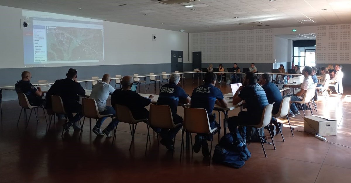 Smiage06's tweet photo. ⛈ En ce début de saison des pluies intenses, le @SMIAGE06 propose des sessions de formations collectives à l’outil d’appui à la gestion de crise Wiki-Predict.
@comagglo @PredictServices @AlpesMaritimes #CCPaysdeFayence #SMIAGE https://t.co/lPR7Ew0sqo