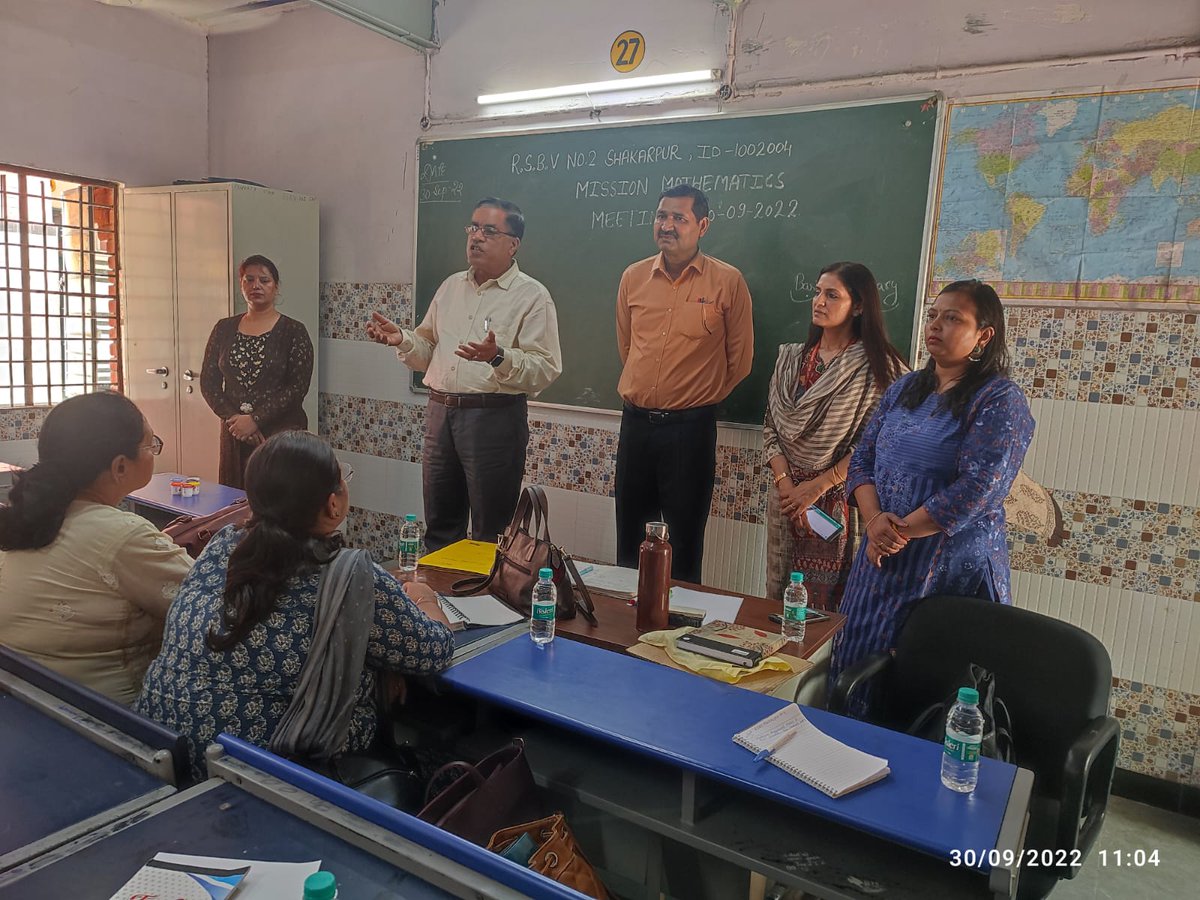 ChhaviGupta_04's tweet photo. @RenuGupta_2906 @dilli_shiksha @Dir_Education @PbpandeyB @amitasharma9brp @MadhviAgrawal3 @GurmeetKukreja3 Together we can.Meeting with nodal incharges is held unde guidance of PK Tyagi sir @DDEzone2 . Few highlights
#joyfulmaths teaching
#timemanagement
#take it as a #mission
#buildconnect
#estimation 
#mathematicalthinker
@Dir_Education @gupta_iitdelhi sir @PbpandeyB sir https://t.co/7O5QI6MrLI