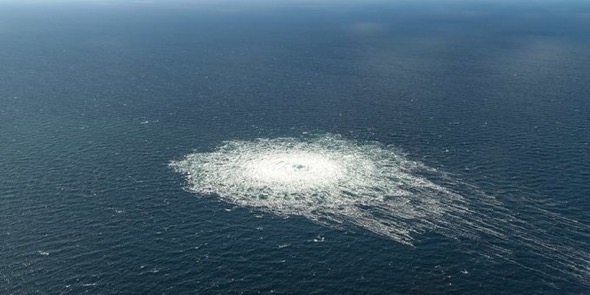 CerfiaFR's tweet photo. 🇷🇺🇺🇦 FLASH | Vladimir #Poutine accuse les anglo-saxons (États-Unis) d’avoir saboté les gazoducs #Nordstream en ayant organisé les explosions, et d’en profiter.

(Le Parisien) #RussieUkraine https://t.co/BCSFILtB9o