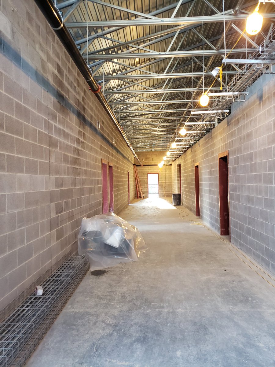 JCPSKYbuilds's tweet photo. New middle school on Echo Trail @JCPSKY construction progress https://t.co/FosVsd1ed8