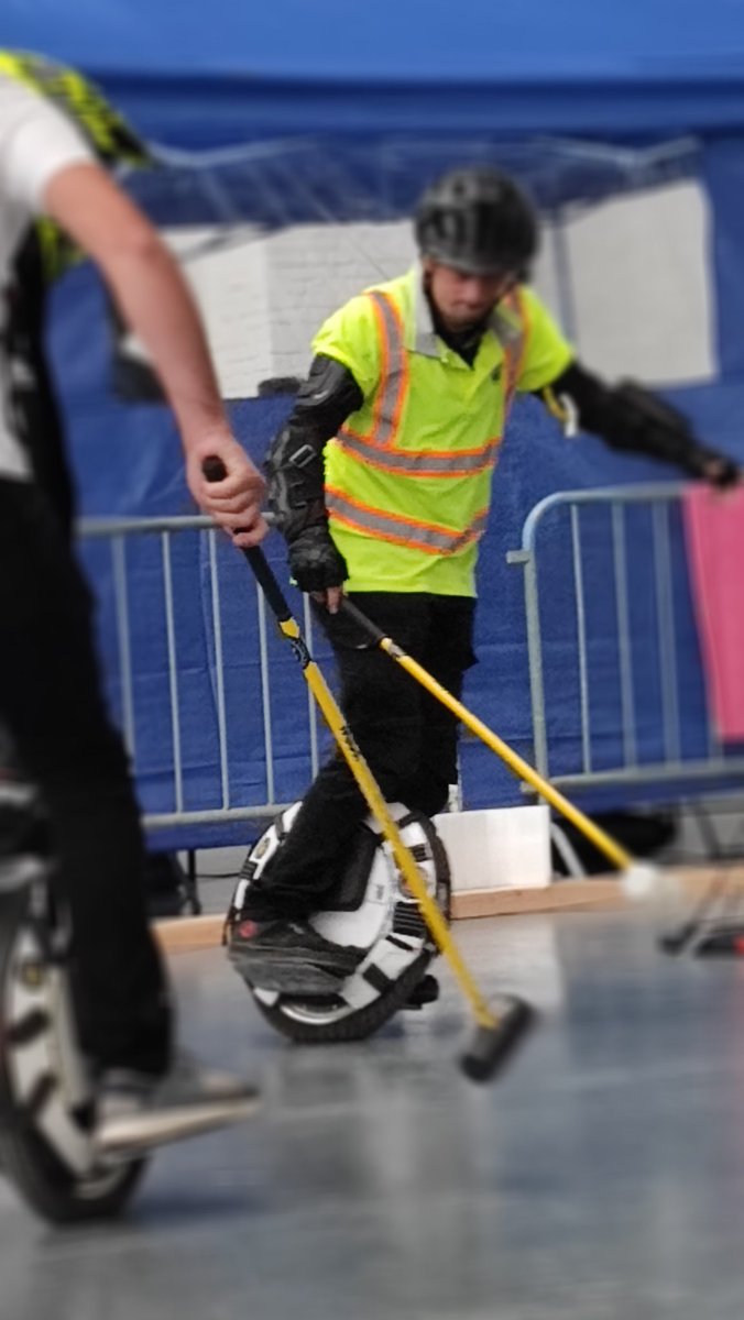 FrancoisMeril's tweet photo. Rendez vous demain après midi 15h au gué de Maulny, pour la séance d'initiation à la gyroroue et au polowheel #polowheel #lemans https://t.co/2IOX6ZI76W