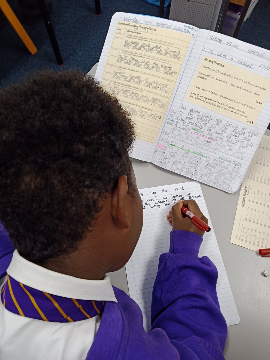 KingsleyLpool's tweet photo. On a rainy Friday afternoon, 6M are writing up their flashbacks for display. We are seeking out our pen users. What do you think? #KingsleyWriters #KingsleyEnglish #Class6M #6M https://t.co/DVHeX7gv3W