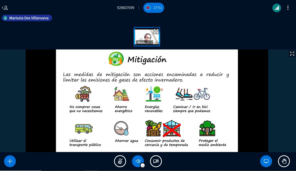 CIM_Uvigo's tweet photo. Hoxe celebramos a última actividade do proxecto #MisiónAzul cunha charla-debate de Marisela Deas Villanueva @Ephyslab #CIM, quen presentou a 7 centros educativos de España que é o #cambioclimático, as súas causas e consecuencias e os efectos sobre as #correntes oceánicas. https://t.co/goLBwN6llV