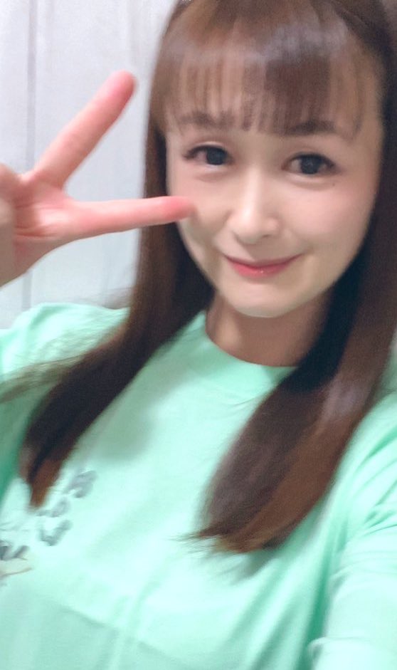 yuuuka_11_01's tweet photo. 帰って来たら届いてたぁ〜❣️❣️

めっちゃ嬉しい🥰✨✨✨

@takumi_mol 
#makeownlife https://t.co/qT5ctD5DOk