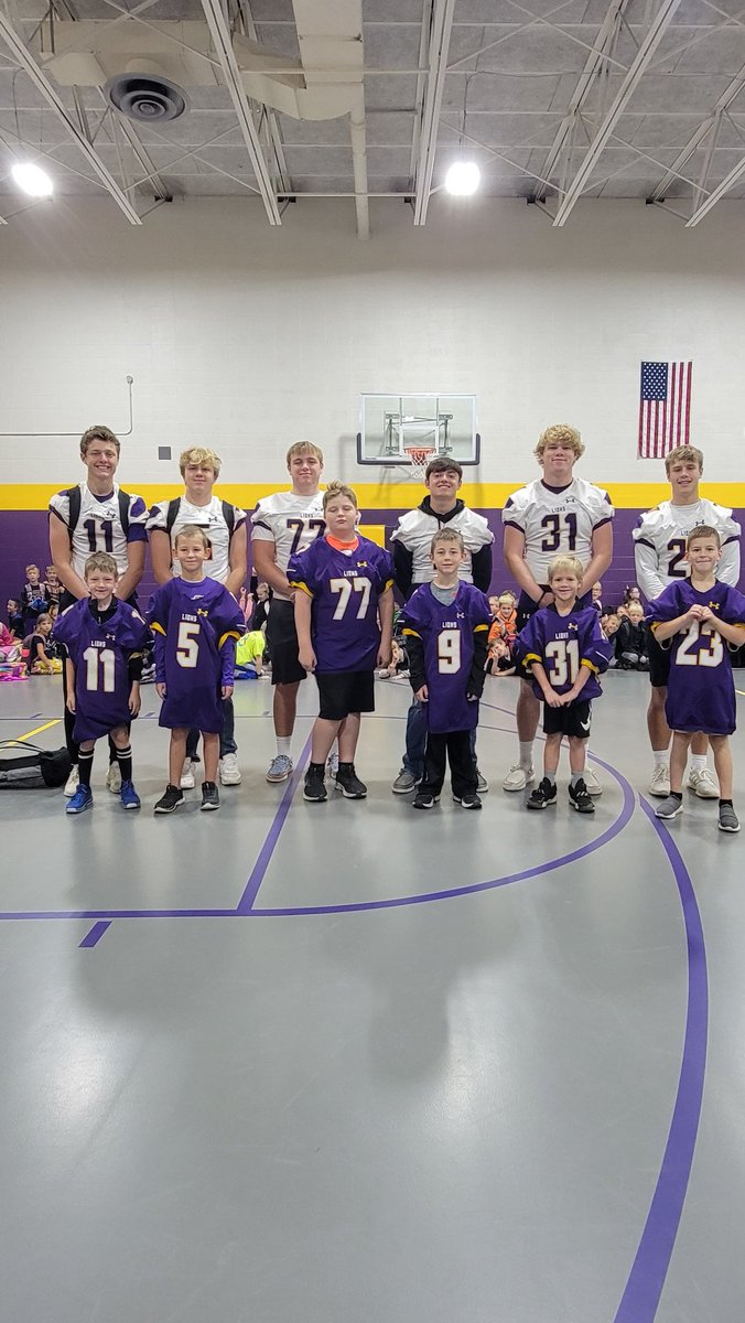 CLGLRFootball's tweet photo. Week 6 jersey giveaway! https://t.co/AQJG8cxk0A