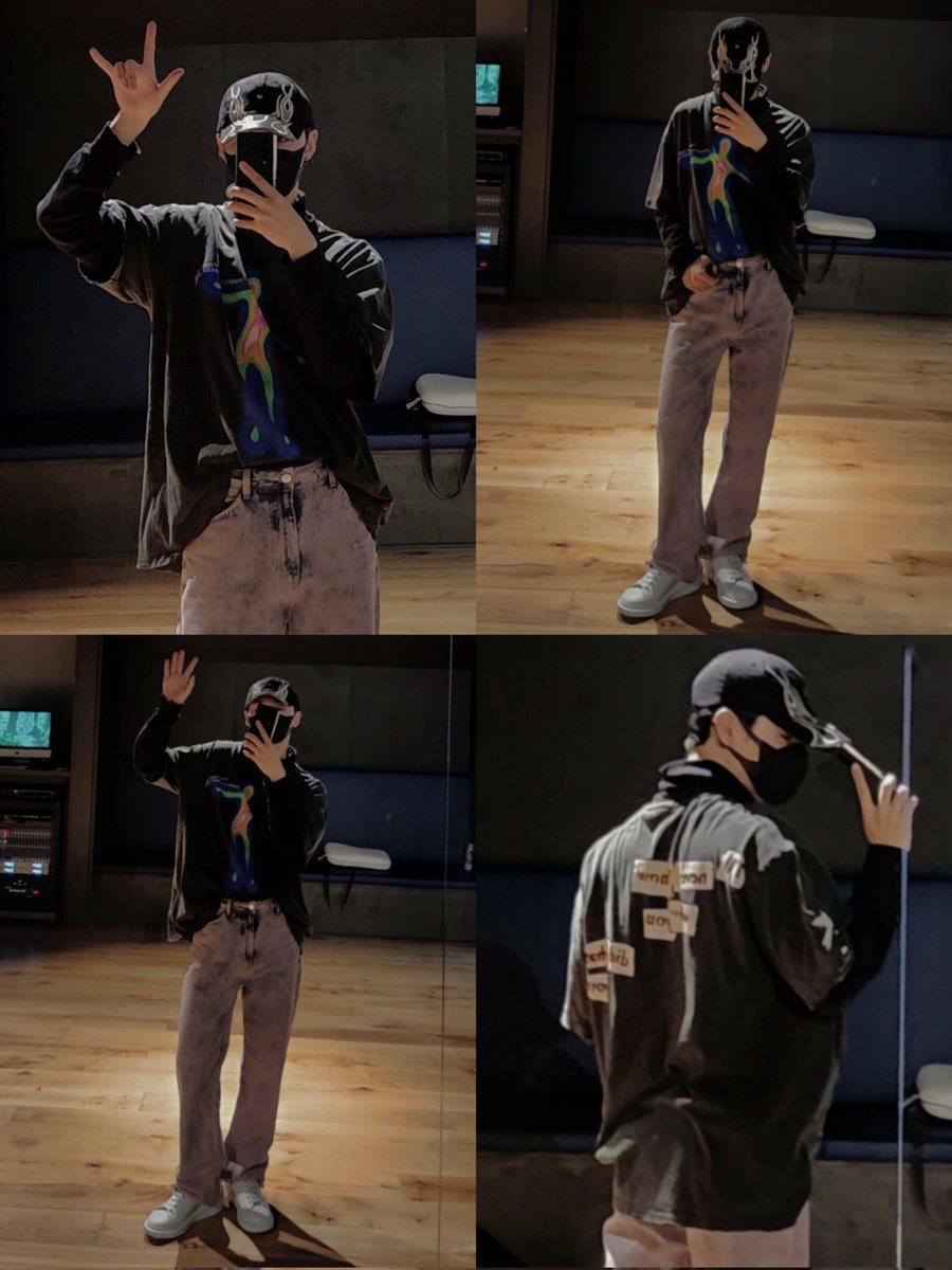EBOYKDY's tweet photo. Today's look 🖤 #DOYOUNG #도영 https://t.co/Y3lGMvJKfe