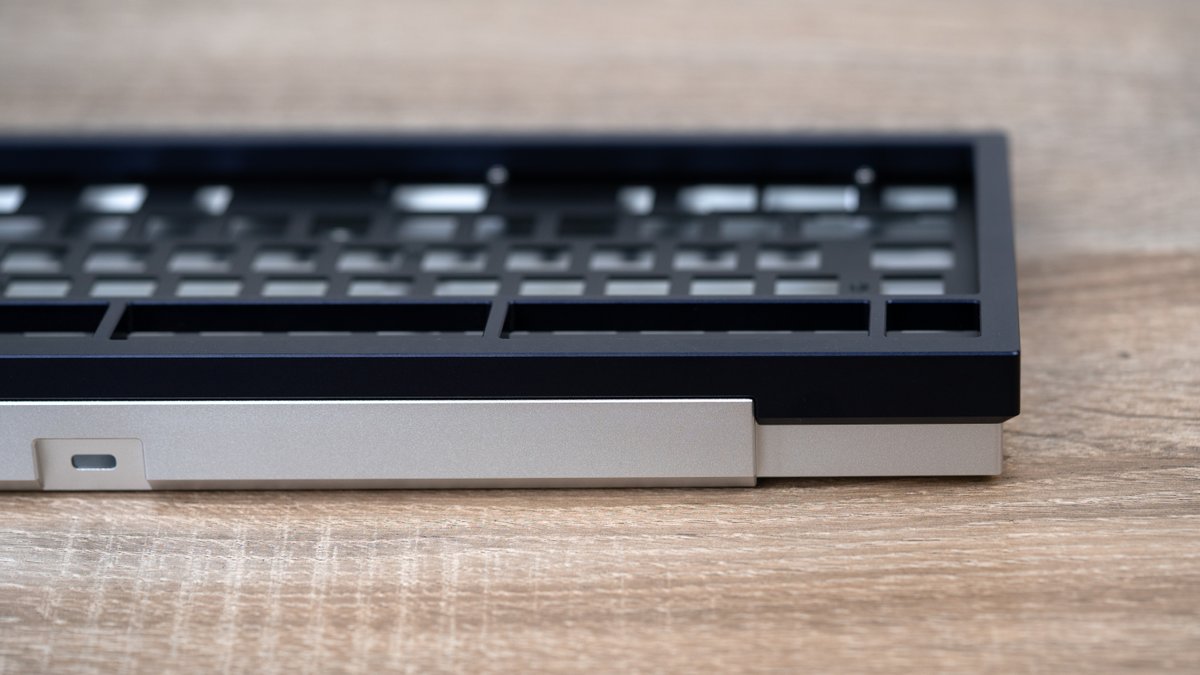 Introducing Brutal V2 1800

65%版に続くBrutalist V2シリーズの第二弾です。
近日在庫販売を行う予定です。

The second member of the Brutalist V2 series, with a planned in-stock sale in the near future.

cannonkeys.com/products/bruta…

#mechanicalkeyboard 
#customkeyboard
#自作キーボード