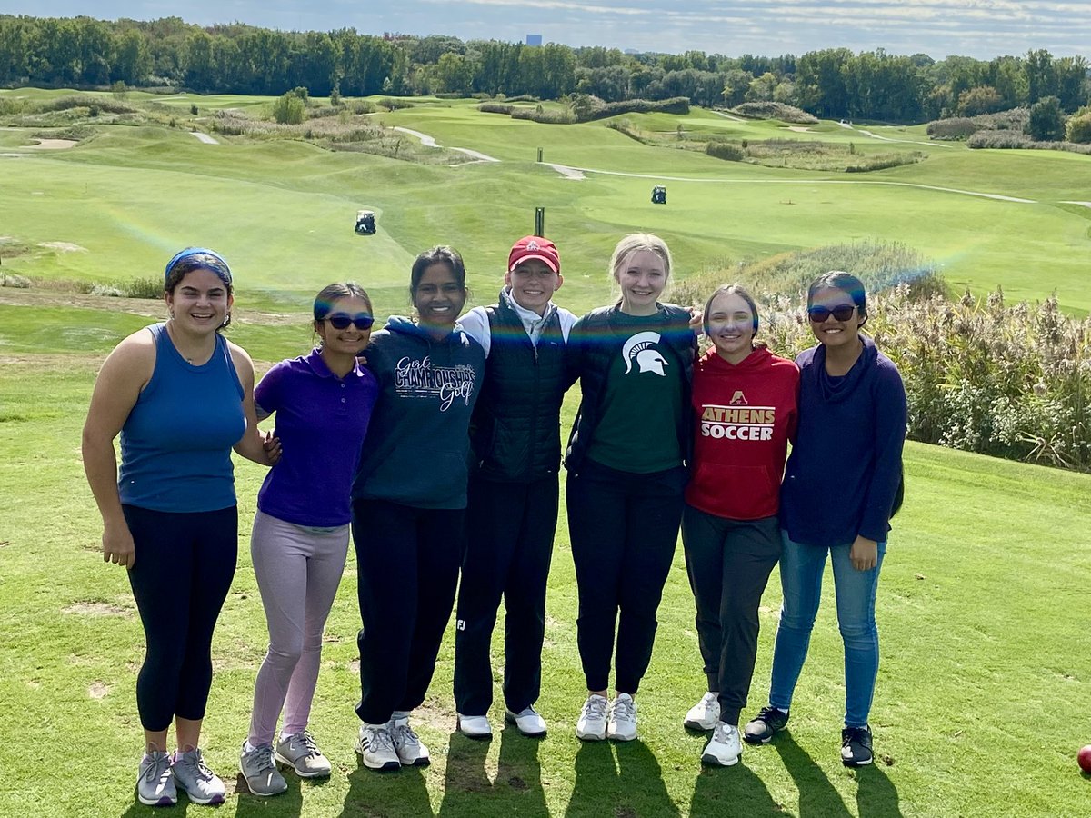 TroyAthensGolf's tweet image. Yesterday we celebrated our 2023 Senior golfers with a Senior Scramble &amp;amp; team dinner.
Although those underclassmen look very enthusiastic, they did not win. 
The Seniors came out victorious! Congrats ladies!
❤️💛⛳️🏌️‍♀️
#gohawks