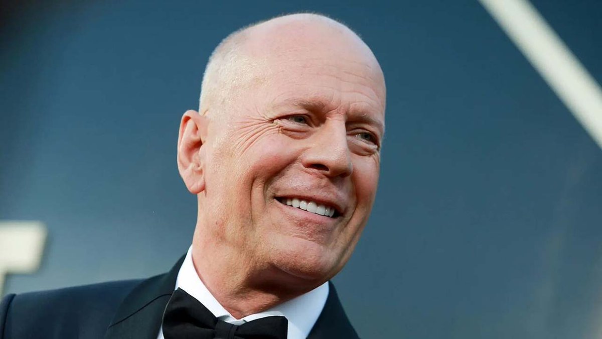 shellypalmer's tweet photo. Deepfakeout
Bruce Willis sold the rights to his #deepfake self to a firm called #Deepcake. From now on, when you want a de-aged version of Bruce to appear in your project, they are the people to see.
I hope they paid an ungodly sum of money to Bruce. https://t.co/AldpzyKWGv