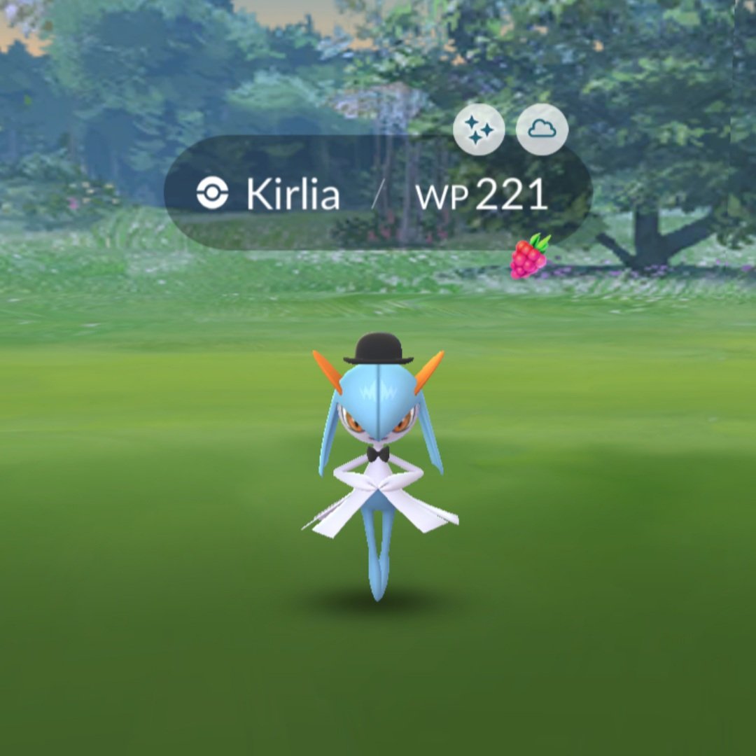 BassinShiny's tweet photo. Caught two #FashionWeek #ShinyPokemon  in a row... https://t.co/p5deA9HubQ