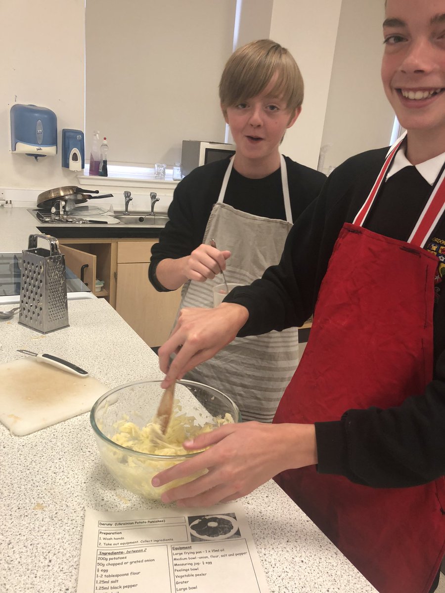 HomeHuntly's tweet photo. Ukrainian Week at The Gordon Schools. Our S2 pupils are enthusiastic to be making Deruny (Ukrainian potato pancakes). They are delicious. https://t.co/tjsPGFLIiM
