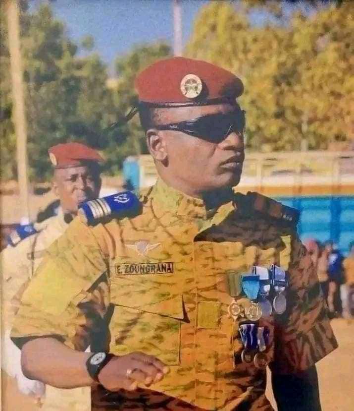 AmadouN84836071's tweet photo. Il est le nouvel homme fort du Burkina Faso🇧🇫. 

Source locale. https://t.co/8VaPZsPYSx