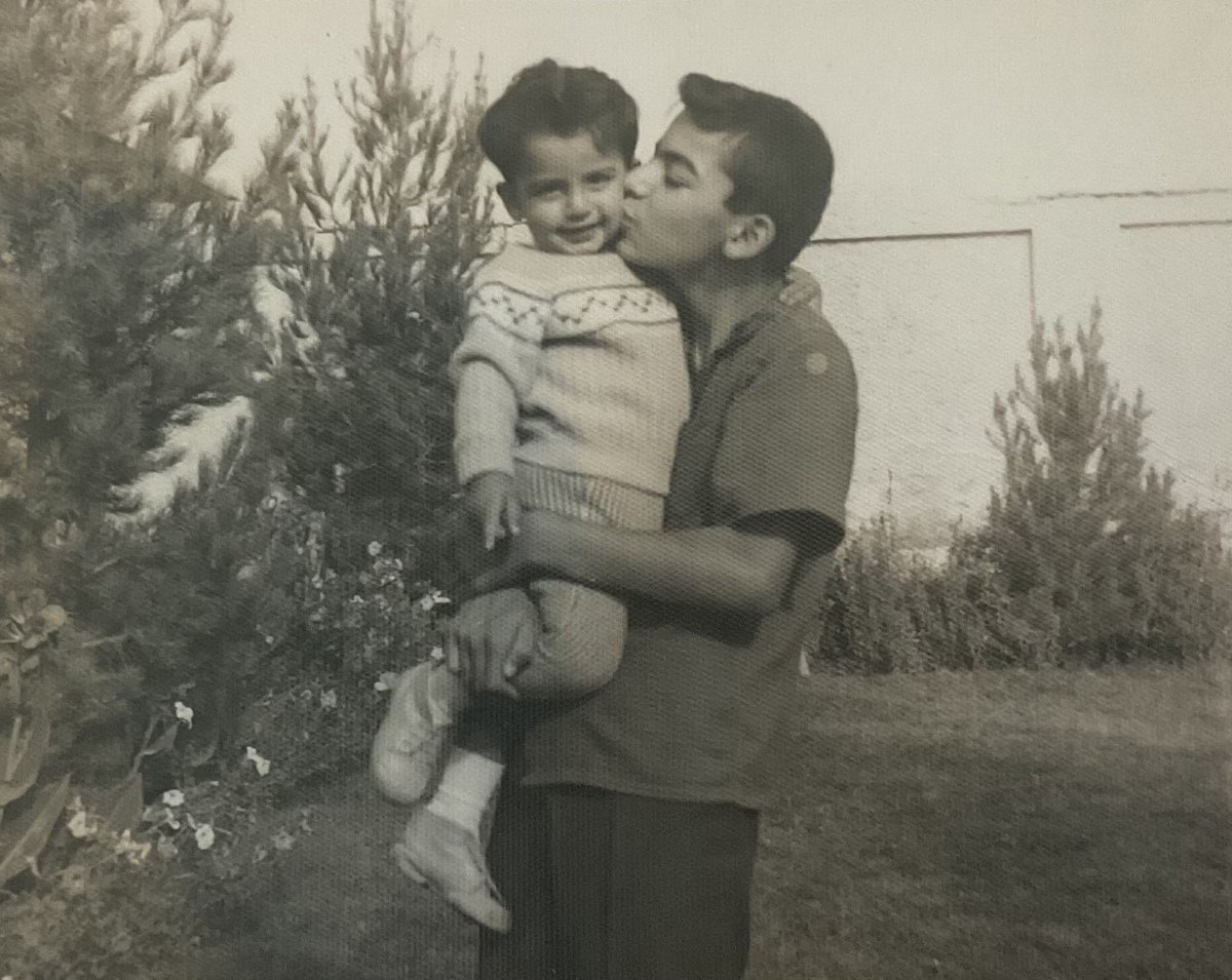 ورور که هر څومره بد شي خو ورور ‌،ورور ېې دي ميني ته وګوري