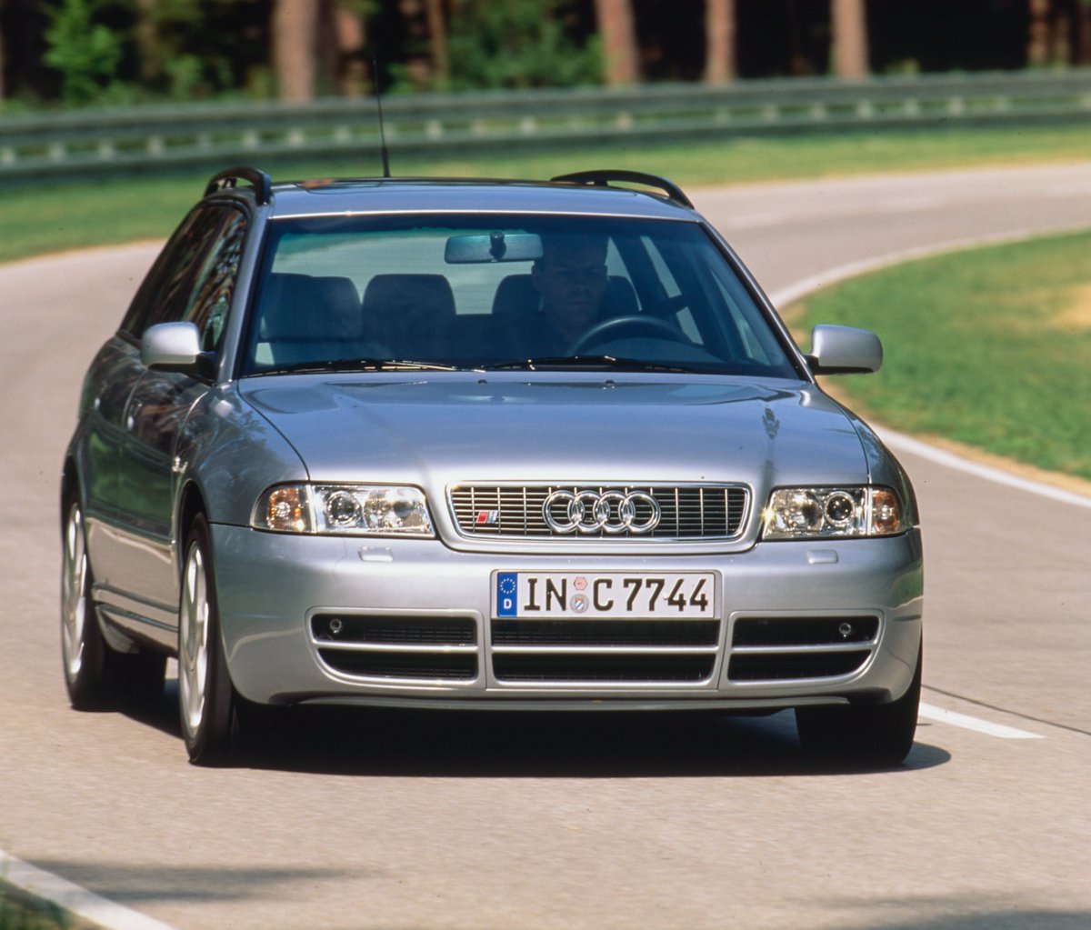 AudiUKPress's tweet photo. #DidYouKnow 25 years ago saw the launch of the Audi S4 - both the Avant and Saloon were only available with permanent all-wheel drive #quattro 🛞 https://t.co/KvgGrfAUtS